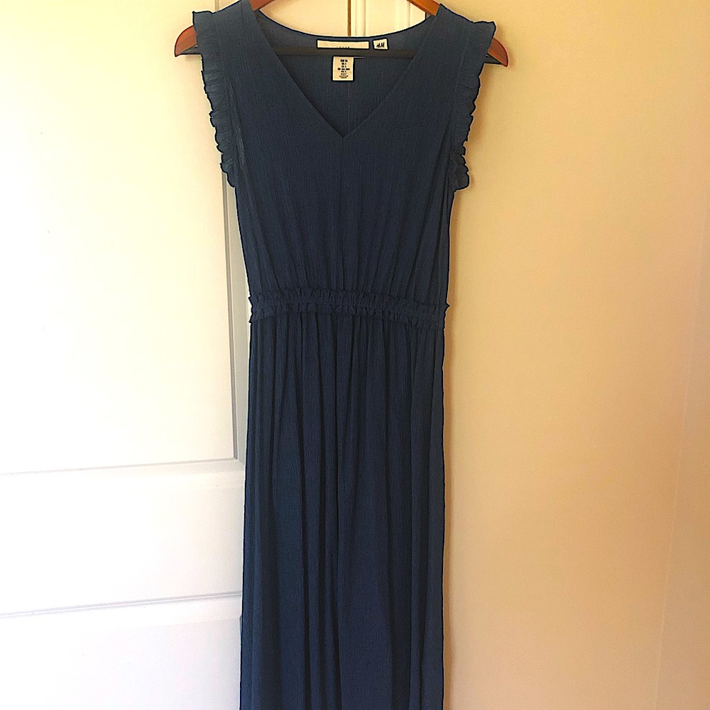 H&M navy blue crushed crepe dress.
